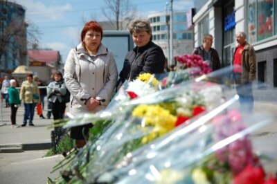 13 лет без права забыть: белгородцы вспоминают жертв стрельбы на Народном бульваре