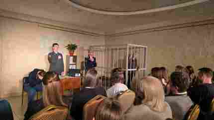 Не стать «человеком из Подольска». Что найдут белгородцы в новом спектакле белгородского музыкального театра